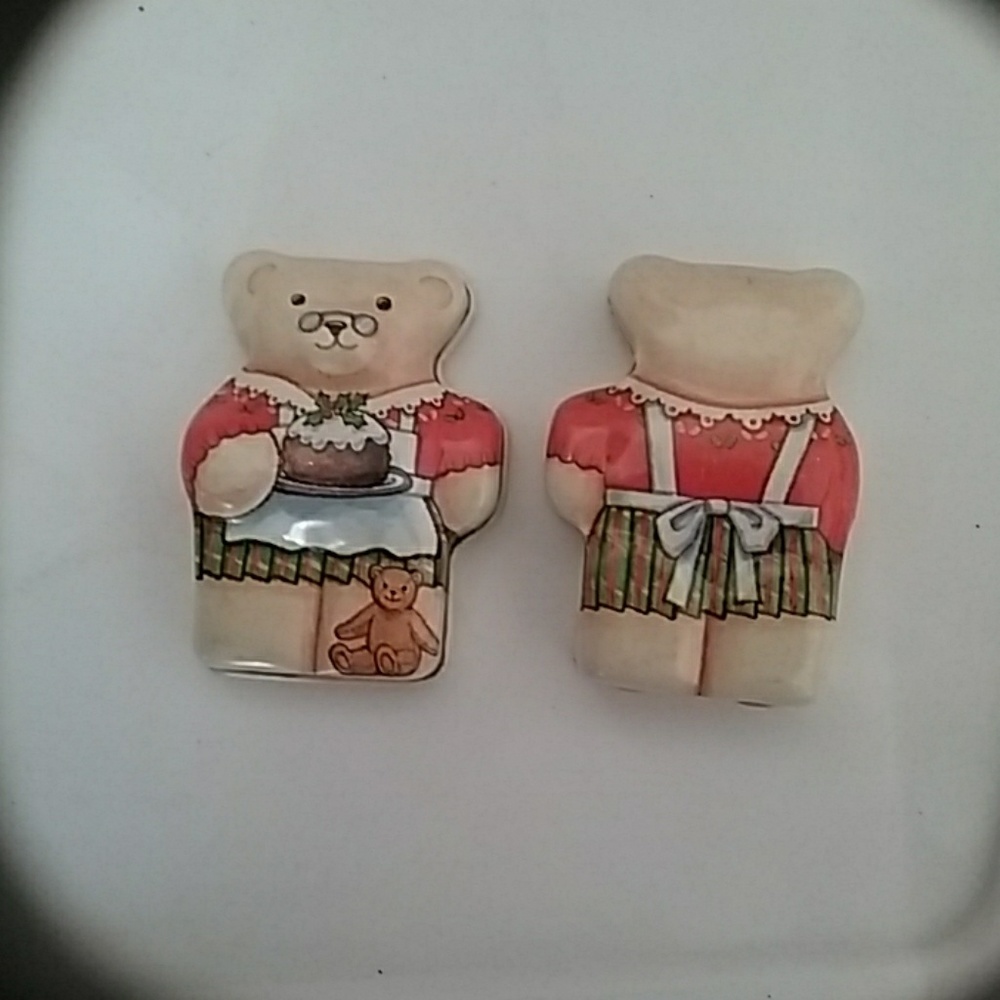 Vintage English candy tin